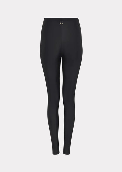 XS